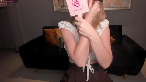 Stacy Woods online show from 6, 6, 2026