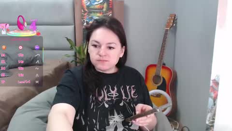 Snapshot of stacy_davise chatting on 8, 3, 2025 STACY online show from 8, 3, 2025