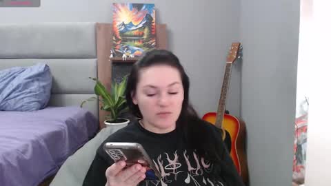 Snapshot of stacy_davise chatting on 12, 3, 2025 STACY online show from 12, 3, 2025
