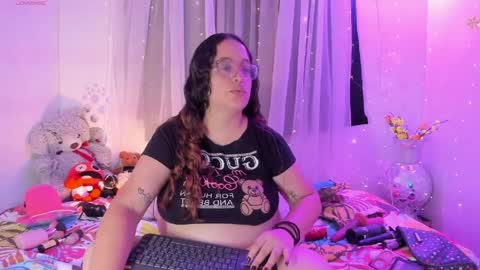 Stacy Boobs  online show from 21, 5, 2026