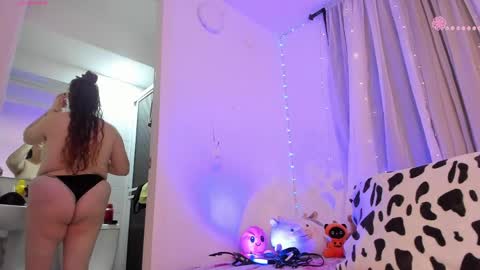 Snapshot of stacy_millerr chatting on 9, 6, 2026 Stacy Boobs online show from 9, 6, 2026
