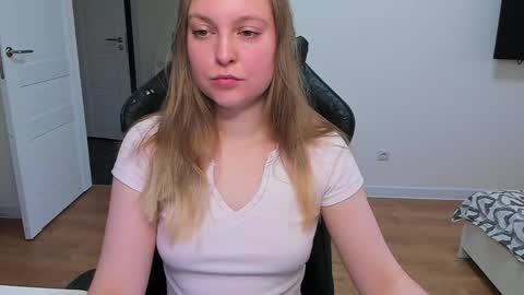 Stacy  online show from 14, 5, 2026