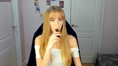 Snapshot of stacy_riiver chatting on 23, 12, 2024 Stacy Mon Tue Wed Thu Fri Sun GMT GMT 3 1000am - 0400pm online show from 23, 12, 2024