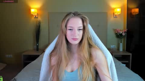 Stacy Mon Tue Wed Thu Fri Sun GMT GMT 3 1000am - 0400pm  online show from 22, 2, 2026