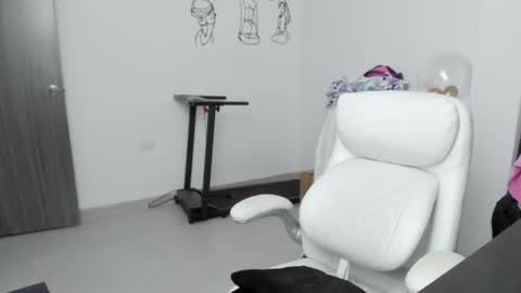 Snapshot of stacy_woods chatting on 13, 6, 2026 Zulma Yisset online show from 13, 6, 2026