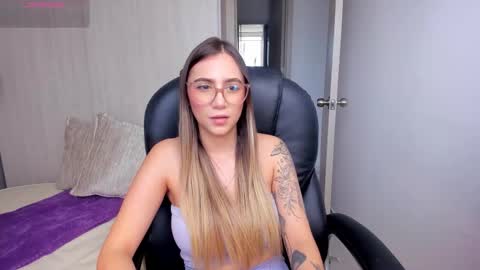 Snapshot of stacyconner chatting on 19, 9, 2025 Stacy Conner online show from 19, 9, 2025