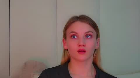 StacyEvances online show from 30, 6, 2026