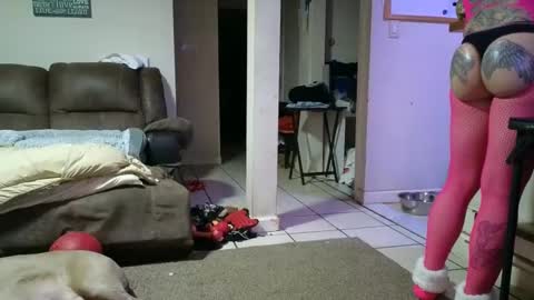 Submissive Slut LOVES adoration online show from 2, 2, 2025