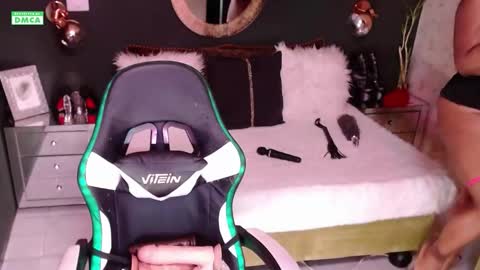 Welcome Im VICTORIA  Your love is my passion activate my love and moaning with your tips and enjoy with me online show from 14, 9, 2025