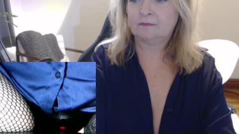 Starrynight1 online show from 27, 1, 2025
