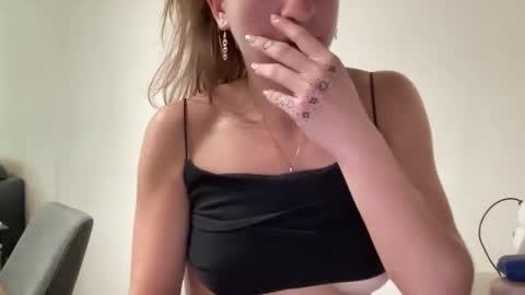 Snapshot of stassiethatsororitygirl chatting on 24, 12, 2024 Stassiethatsororitygirl online show from 24, 12, 2024