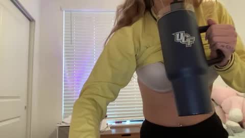 Snapshot of stassiethatsororitygirl chatting on 22, 1, 2025 Stassiethatsororitygirl online show from 22, 1, 2025