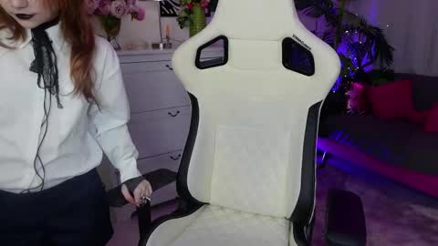 Snapshot of staymonica chatting on 4, 2, 2026 MONICA online show from 4, 2, 2026