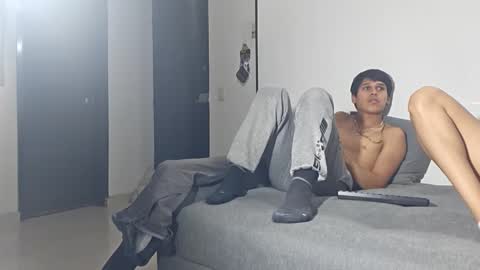 Snapshot of steban_jyj chatting on 11, 1, 2025 Katalleya and Steban online show from 11, 1, 2025