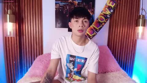 Snapshot of steev_novoa chatting on 22, 10, 2025 Steev online show from 22, 10, 2025