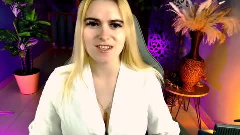 stef_nicks online show from 4, 5, 2026