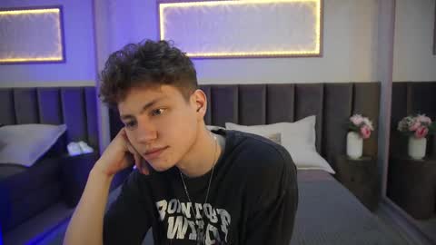 Snapshot of stefanbev chatting on 14, 3, 2026 Esrefan online show from 14, 3, 2026