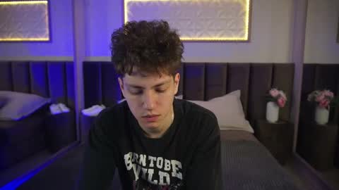 Snapshot of stefanbev chatting on 22, 3, 2026 Esrefan online show from 22, 3, 2026