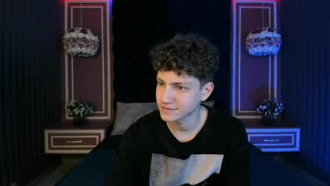 Esrefan online show from 8, 5, 2026
