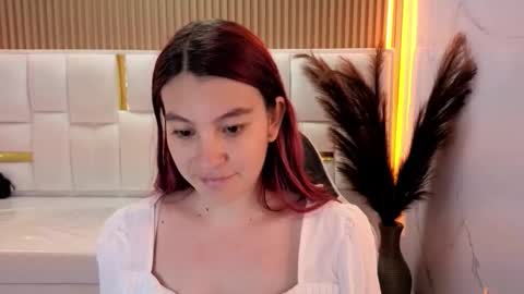 Snapshot of stefania_tp chatting on 3, 3, 2026 Stefania tp 730am - 1400 pm online show from 3, 3, 2026