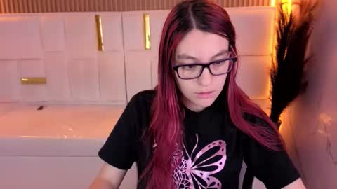 Snapshot of stefania_tp chatting on 5, 3, 2026 Stefania tp 730am - 1400 pm online show from 5, 3, 2026