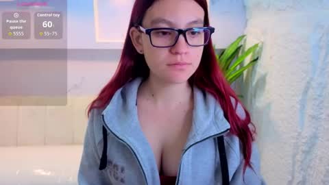 Snapshot of stefania_tp chatting on 7, 4, 2026 Stefania tp 730am - 1400 pm online show from 7, 4, 2026