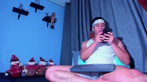 Snapshot of stefann_salvatore chatting on 11, 1, 2025 Stefann Salvatore online show from 11, 1, 2025