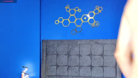 Stefanny online show from 5, 1, 2025