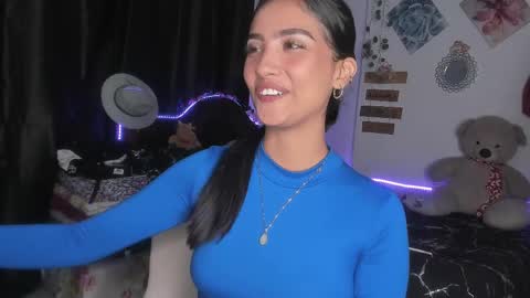Im MiaIts my first day here  online show from 17, 2, 2025