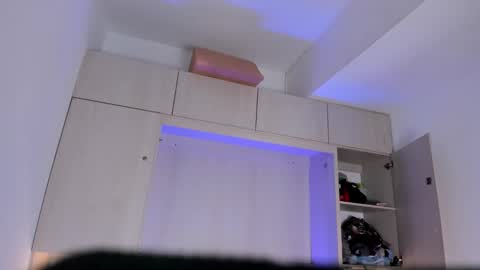 stefannyevans_ online show from 12, 9, 2025