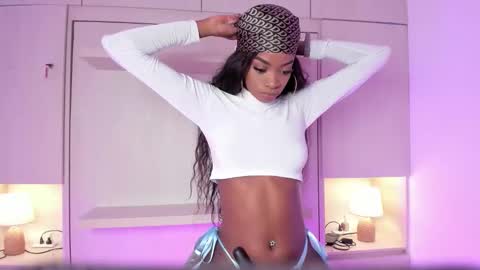 stefannyevans_ online show from 13, 3, 2026