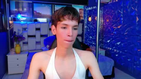 stefany piink online show from 9, 5, 2026