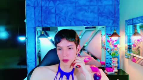 stefany piink online show from 10, 5, 2026