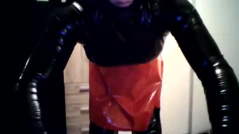 steffaniemoosbach online show from 4, 12, 2025