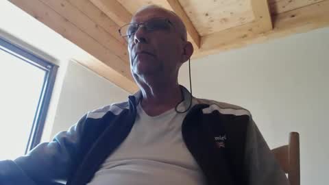 Snapshot of stefi444466 chatting on 25, 4, 2026 stefi444466 online show from 25, 4, 2026