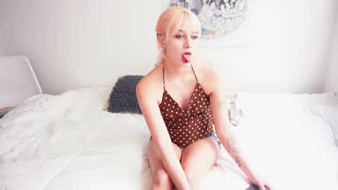 Snapshot of stefigirl chatting on 9, 2, 2026 Stef online show from 9, 2, 2026