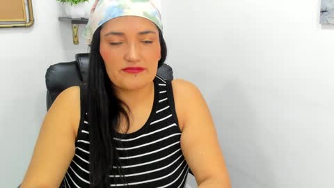 Snapshot of stefy_cg chatting on 2, 5, 2026 Stefy online show from 2, 5, 2026