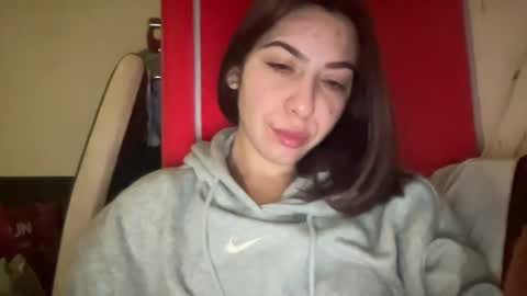 Snapshot of stefy_glow chatting on 4, 3, 2025 stefy_glow online show from 4, 3, 2025