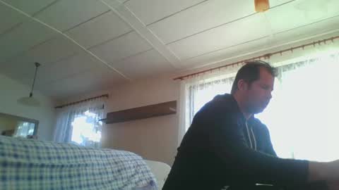 steki038434 online show from 1, 1, 2025