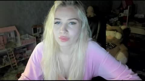 Stella  Cox online show from 25, 4, 2026