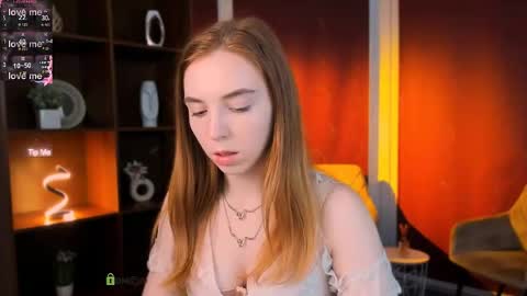 stella_flower online show from 5, 5, 2026