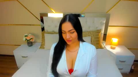 Snapshot of stella_nelson chatting on 21, 10, 2025 Stella Nelson online show from 21, 10, 2025