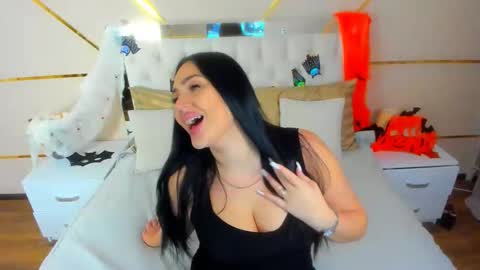 Snapshot of stella_nelson chatting on 3, 11, 2025 Stella Nelson online show from 3, 11, 2025