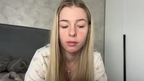 stella_queen_ online show from 22, 12, 2025