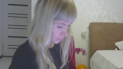 stella_walters online show from 2, 11, 2025