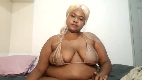 Snapshot of stella_wella chatting on 15, 11, 2025 stella_wella online show from 15, 11, 2025