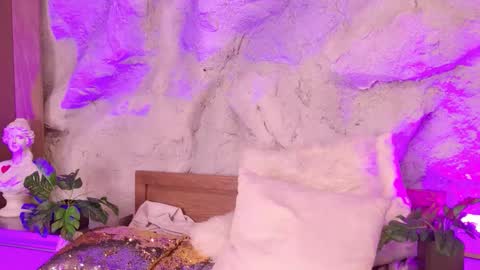 Snapshot of stellaciel_ chatting on 19, 2, 2026 S T E L L A online show from 19, 2, 2026