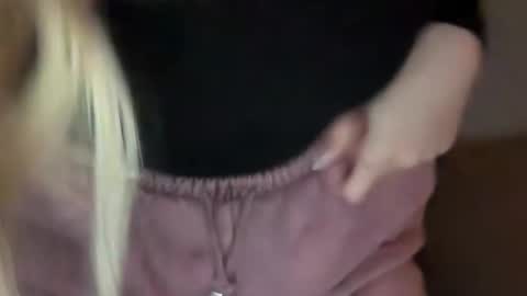 Stella Bella online show from 13, 11, 2025