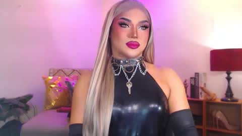 CALL ME STELLA online show from 14, 11, 2025