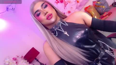 CALL ME STELLA online show from 28, 4, 2026